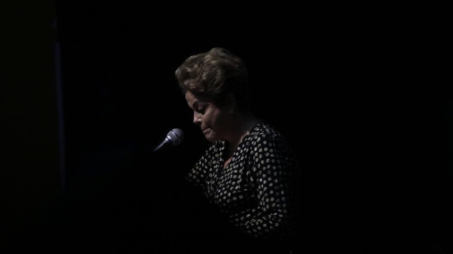 El Senado decide mañana si enjuicia y suspende a Rousseff por seis meses