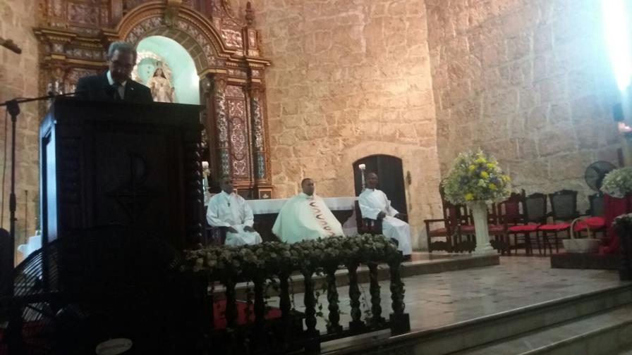 Recuerdan a Peña Gómez en el 18 aniversario de su muerte