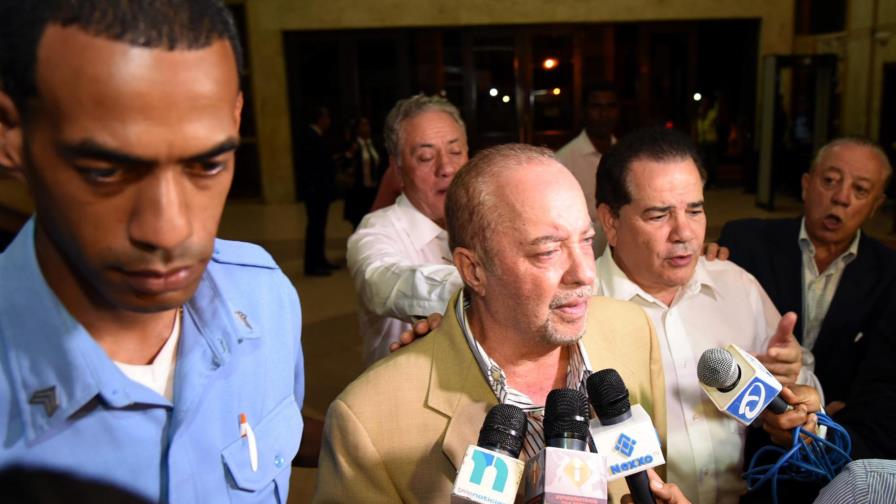 Armas incautadas por el Ministerio Público a empresario de Santiago son “reliquias”