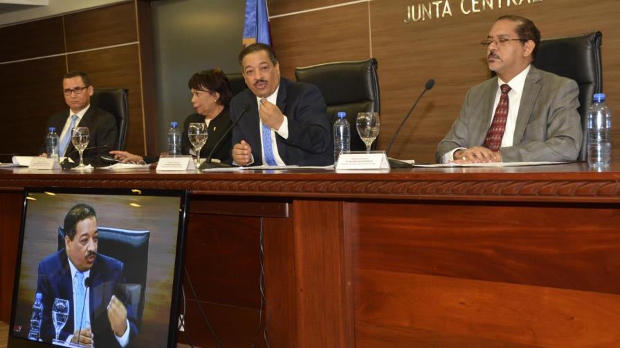 La Junta Central Electoral decidiría hoy la controversia sobre el conteo de votos