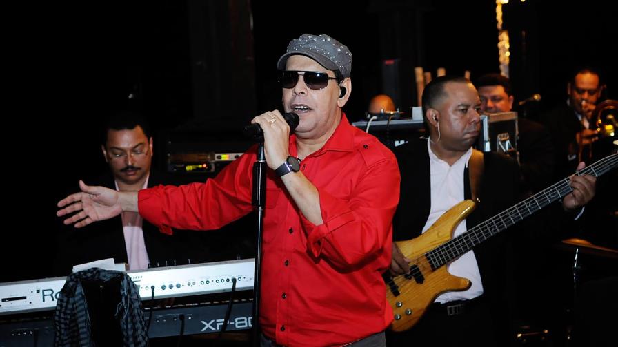 Fernando Villalona muestra respaldo a la candidatura de Roberto Salcedo