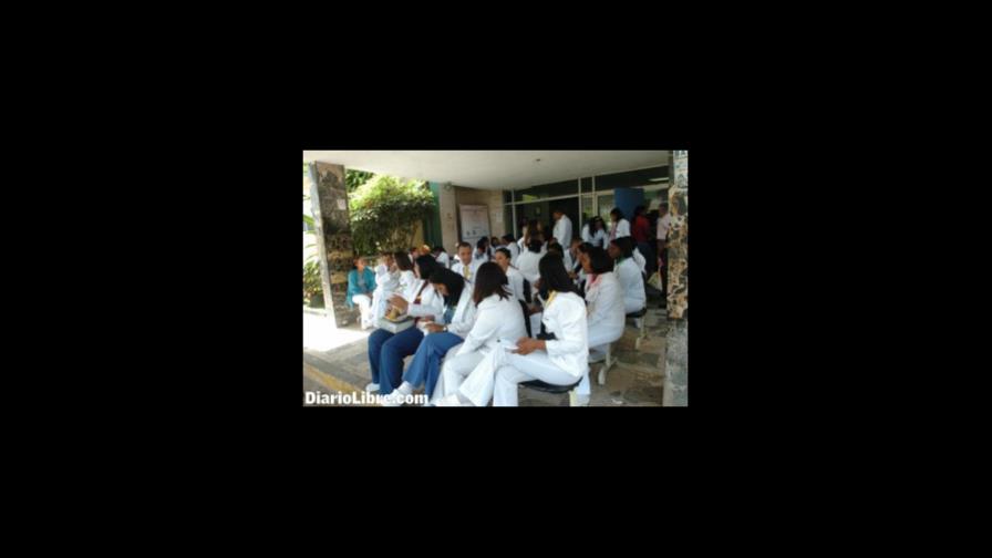 Médico orienta a sus colegas para que eviten ser demandados 
