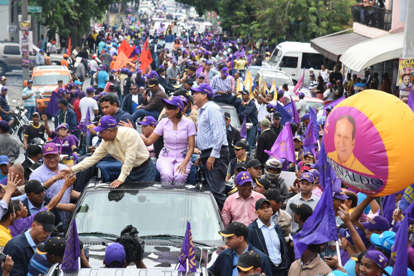 Danilo Medina junto a su esposa Candy