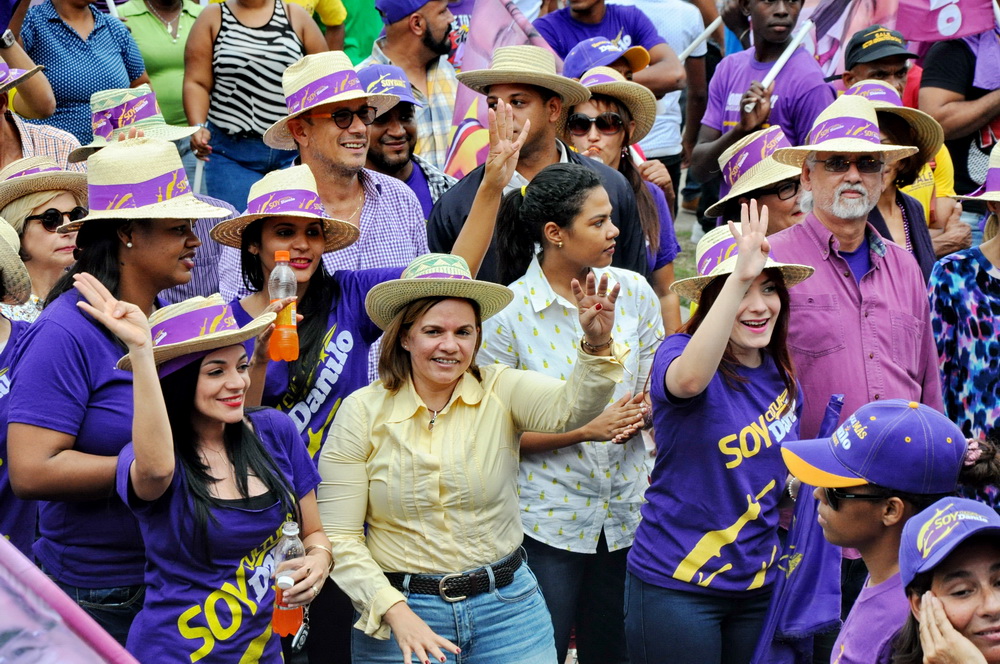 “Soy Cultura, Soy Danilo” en la caravana de cierre de campaña del PLD