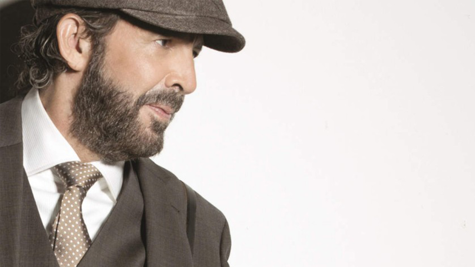Juan Luis Guerra, líder de 4-40 en la lista de los artistas nominados