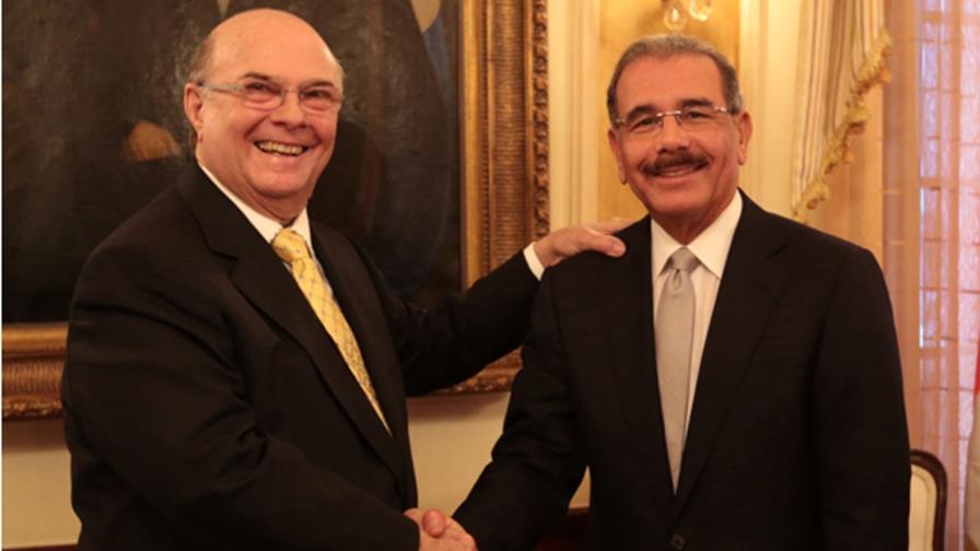 Hipólito dice que Danilo es “humilde”, “cumplidor con su tiempo” y ha hecho un buen trabajo