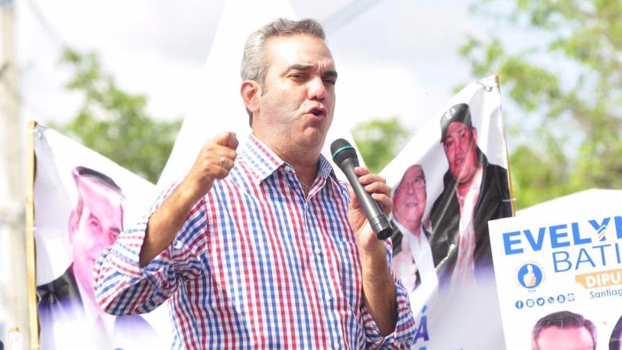 Luis Abinader llamó a sus delegados a defender el voto