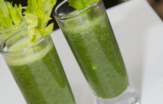 Imparten divertido taller de cocina