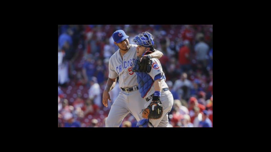 Cachorros activan al venezolano Miguel Montero 