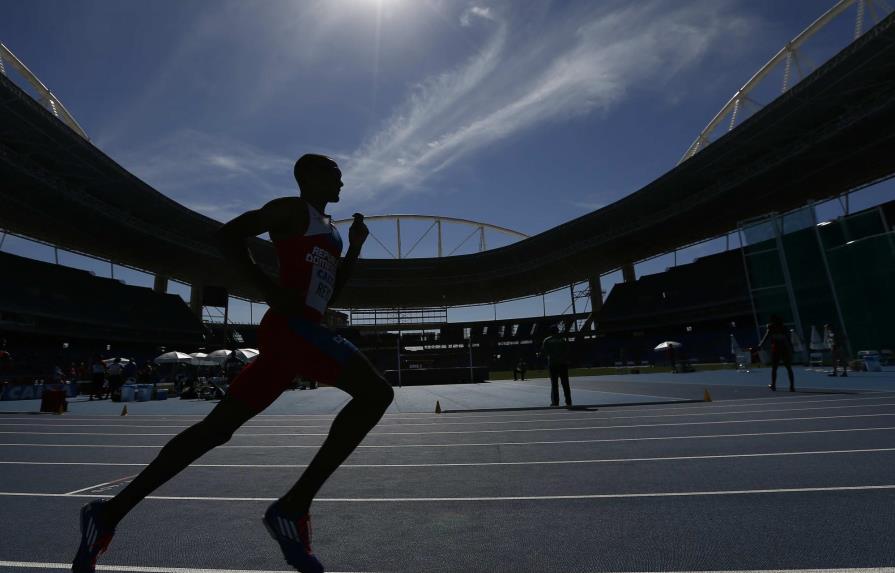 Tayron Reyes impone récord para República Dominicana en los 800 metros 