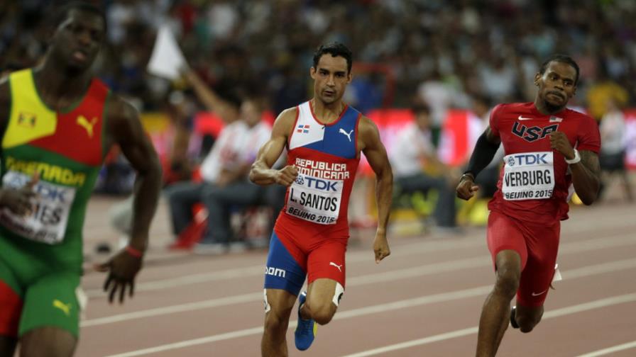Luguelín Santos llega segundo en el Iberoamericano y lo atribuye a una lesión