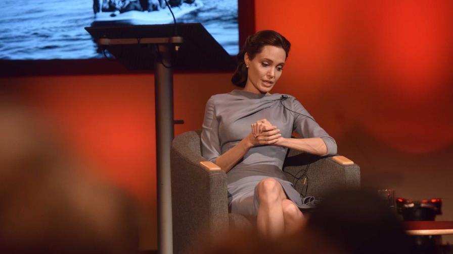 Angelina Jolie “desalentada” con respuesta de EEUU a migrantes Angelina Jolie “desalentada” con respuesta de EEUU a migrantes