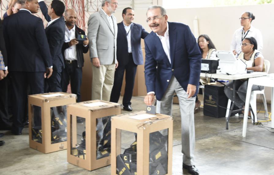 Danilo Medina se mantiene como ganador en el quinto boletín