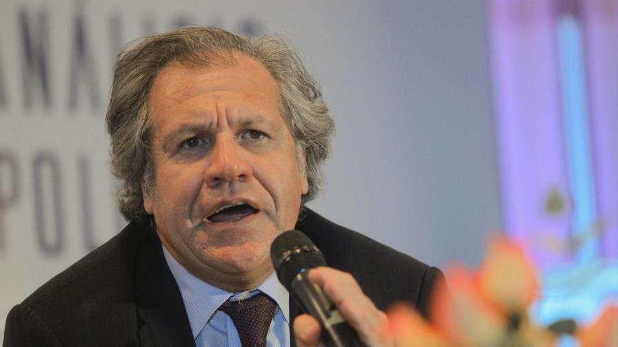 Almagro dice a Maduro que si impide el referendo será “un dictadorzuelo más”