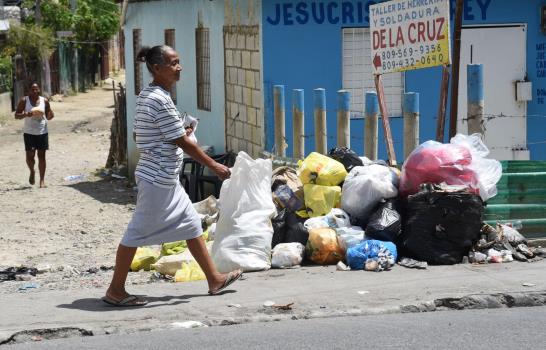 Comienza control de la basura en municipios de la provincia  Santo Domingo 