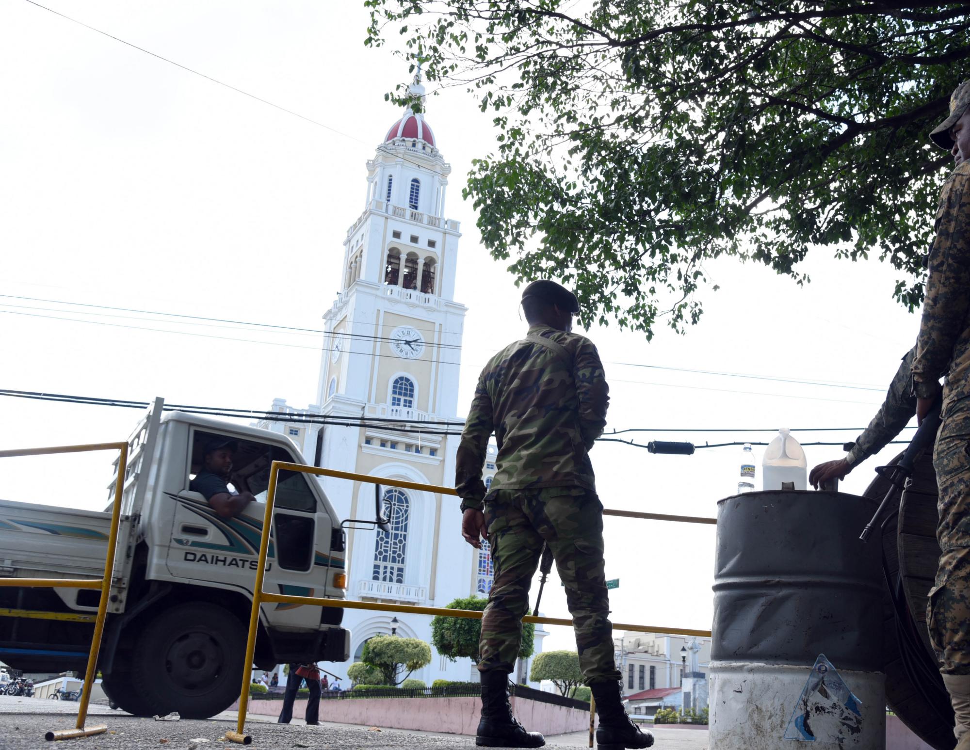 Militares aún continúan en alrededores 
