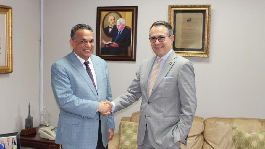 Embajador de RD en Gran Bretaña expresa apoyo a labor del MAP para mejorar servicios públicos