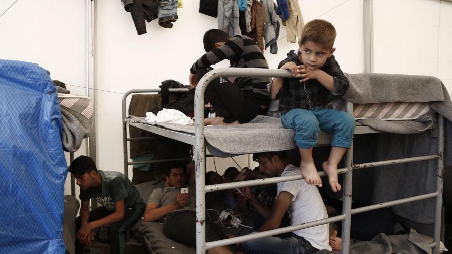 Refugiados en huelga de hambre en Grecia por la lentitud de la reubicación