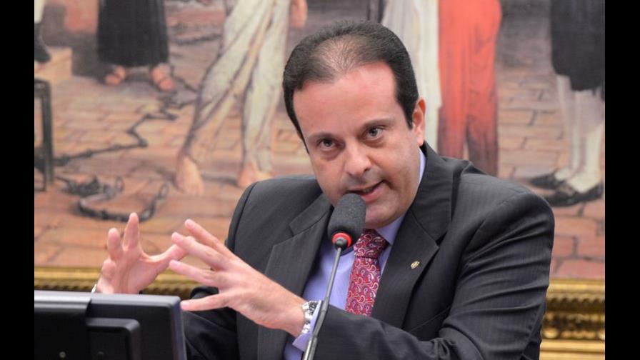 Brasil: Eligen líder en Congreso a legislador investigado 