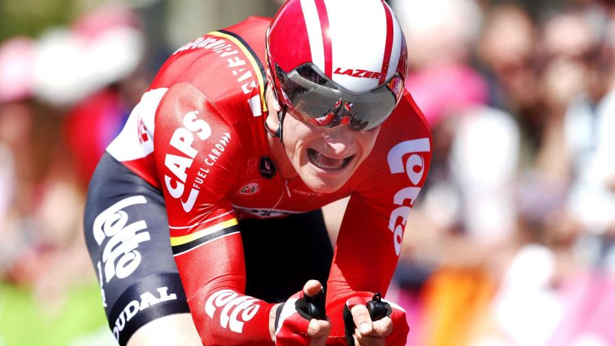 Greipel logra su tercera victoria de etapa en el Giro... y dice adiós Greipel logra su tercera victoria de etapa en el Giro... y dice adiós