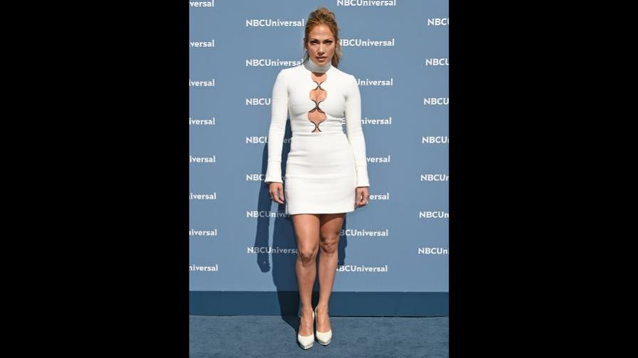 Jennifer López en medio de “batalla” de aerolíneas Delta y Qatar Airways