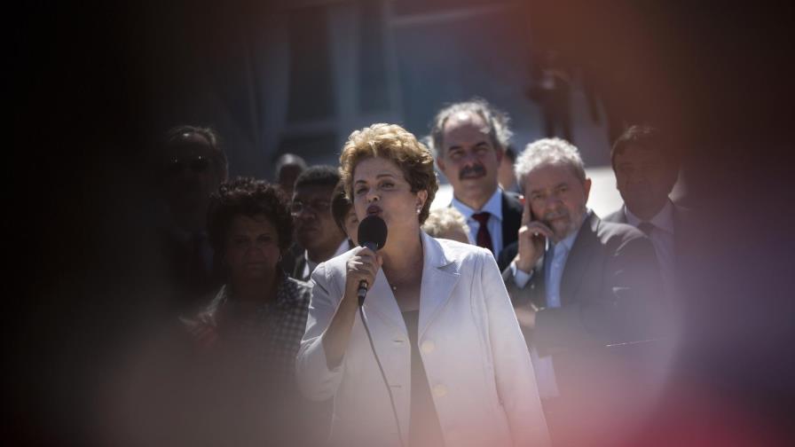 Rousseff luchará contra destitución, pero con pocas opciones 
