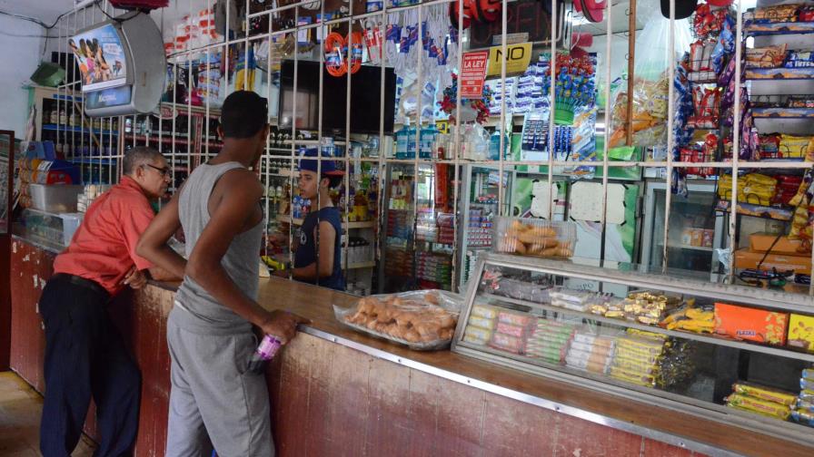 Relativamente, pobres pagarían más impuestos que ricos Relativamente, pobres pagarían más impuestos que ricos