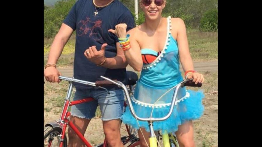 Shakira llega a Barranquilla para grabar vídeo con Carlos Vives