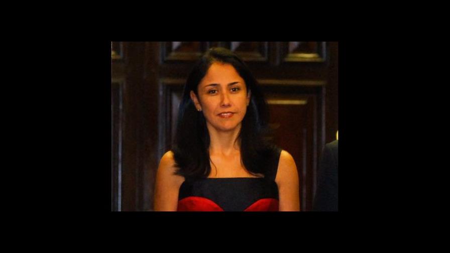 Primera dama de Perú dice que fujimoristas evitan dar la cara a la justicia