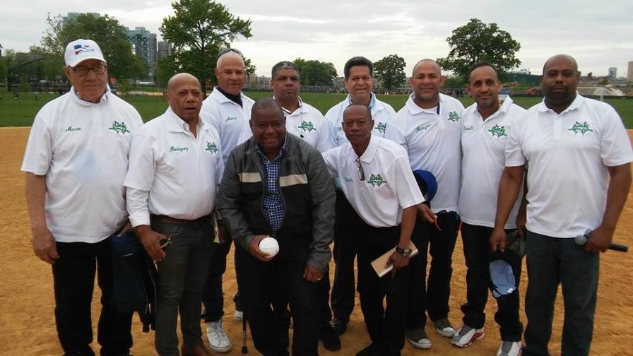 Rojos y Amarillos ganan en softbol puertoplateño en Nueva York 