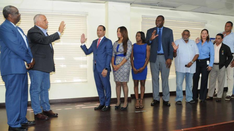 Juramentan Comité Organizador Juegos de la Juventud