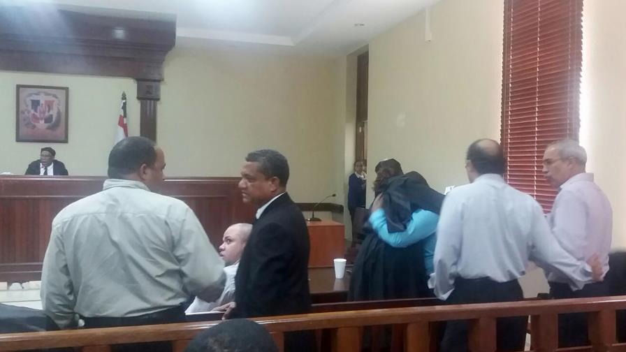 Ordenan devolver más RD$ 65 MM al SEMMA; condenan a tres por desfalco