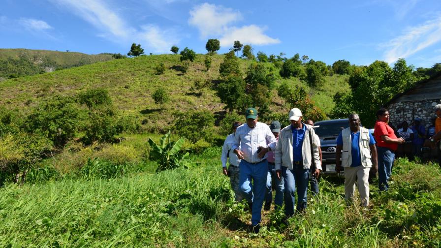 Suman 5 mil tareas al Parque Sierra de Bahoruco Suman 5 mil tareas al Parque Sierra de Bahoruco