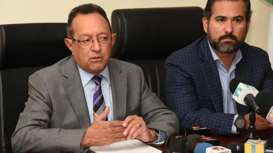 Pollo Cibao realiza la primera exportación de huevos fértiles Pollo Cibao realiza la primera exportación de huevos fértiles