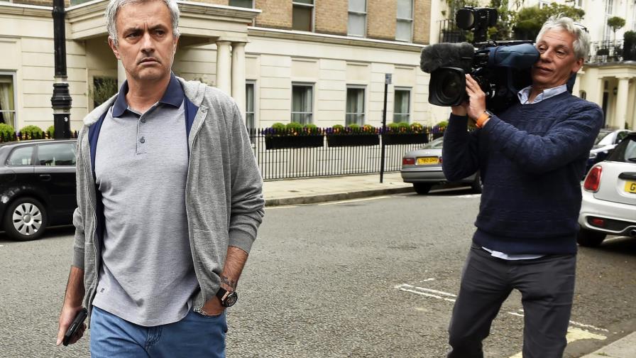 Mánchester United negocia con un Mourinho que no suscita unanimidad