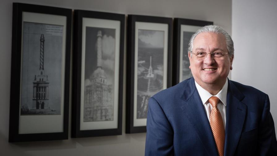 Miguel A. Lama llama a trabajar en conjunto por Santiago Miguel A. Lama llama a trabajar en conjunto por Santiago