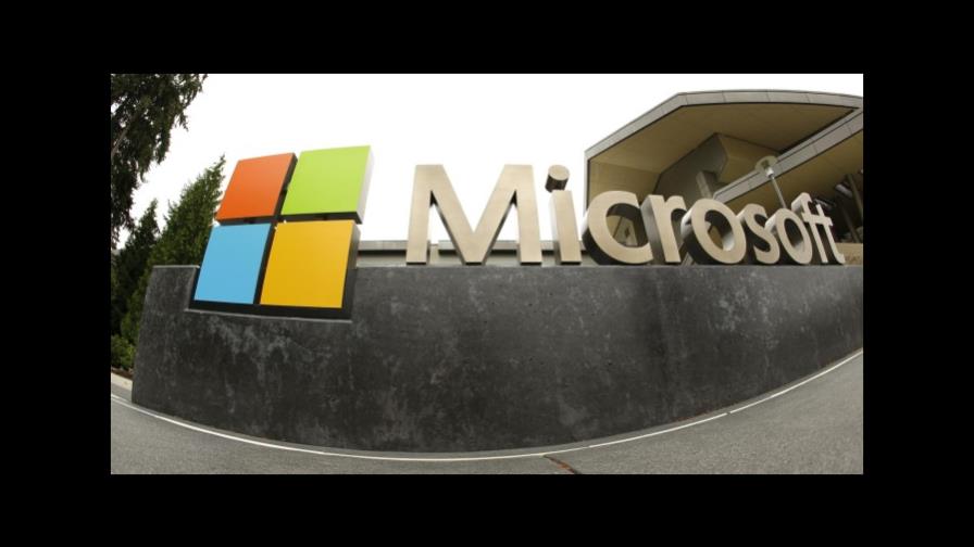 Microsoft reestructura su negocio de “smartphones” 