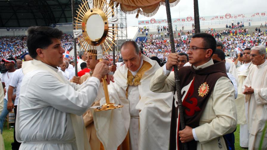 Los católicos celebran hoy la festividad de Corpus Christi 