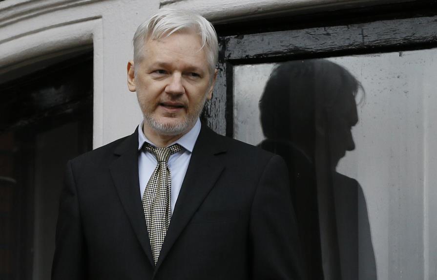 Tribunal sueco mantiene orden de detención contra Assange 