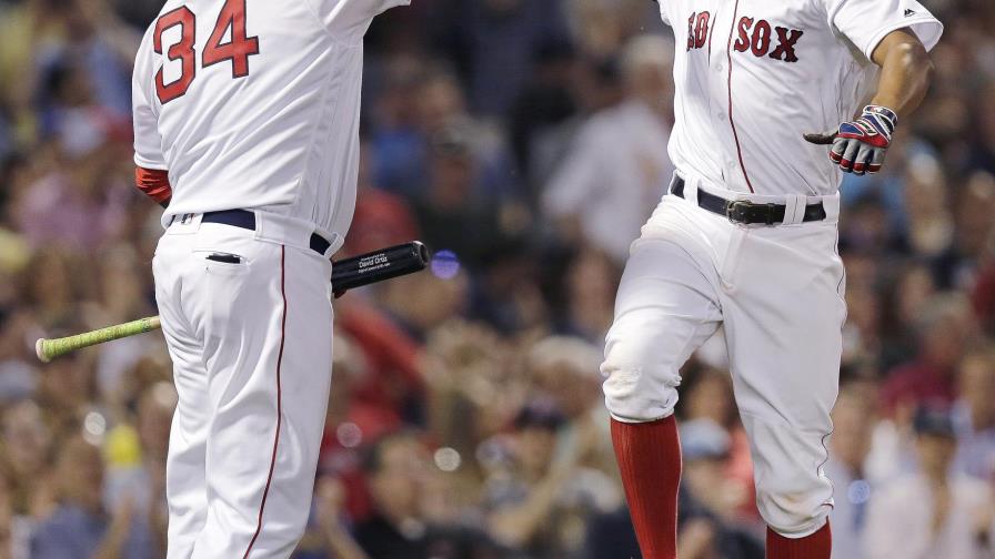 Bradley, Bogaerts extienden rachas, Ortiz 3-1, Boston vence a Rockies 