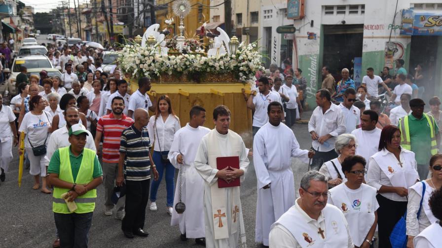 Misas y procesiones en la celebración de Corpus Christi