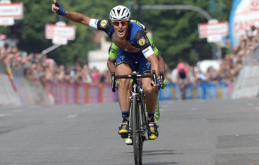 Trabajo en equipo permite a Trentin ganar 18va etapa de Giro 