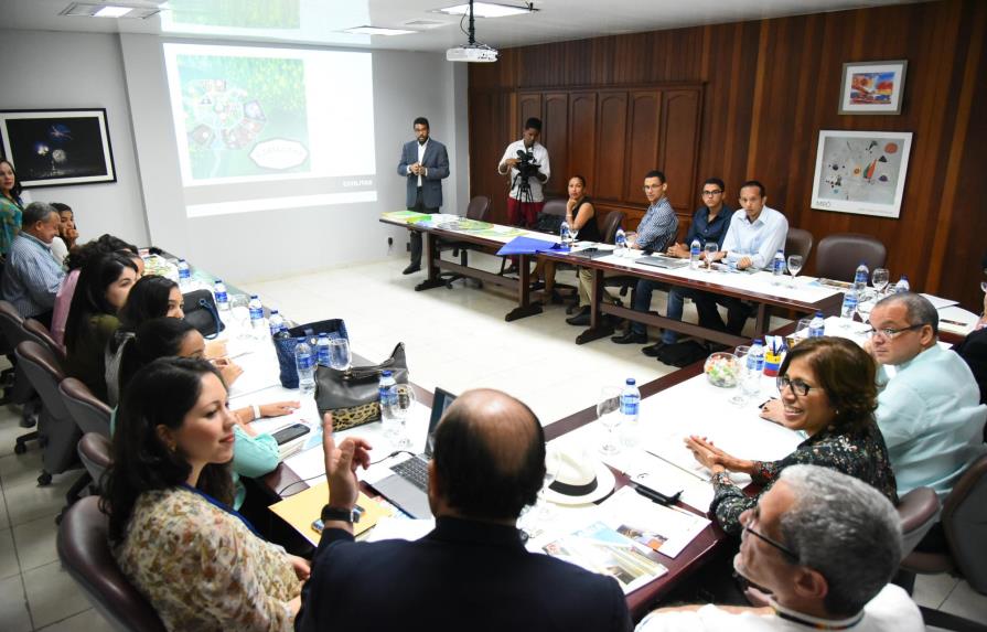 Presentan proyecto para crear municipios sostenibles