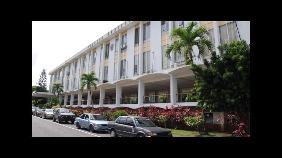 Fundación Justicia y Transparencia advierte sería inconstitucional incremento salarial en alcaldía Santiago