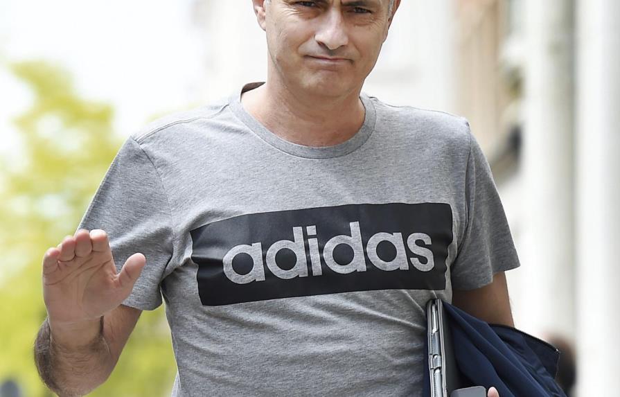 Mourinho: “Los clubes gigantes deben ser para los mejores entrenadores”
