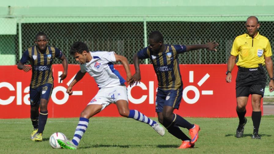 San Cristóbal golea a la O&M y sube al cuarto puesto