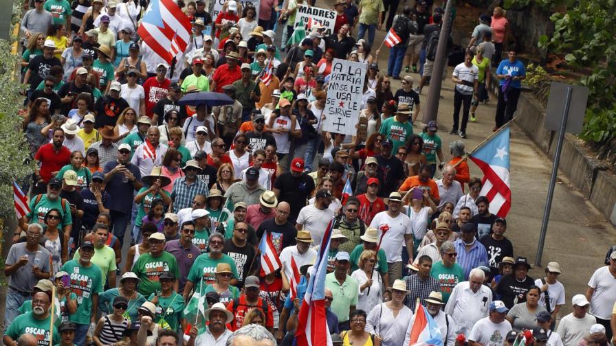 Miles de puertorriqueños reclaman libertad para independentista Oscar López 