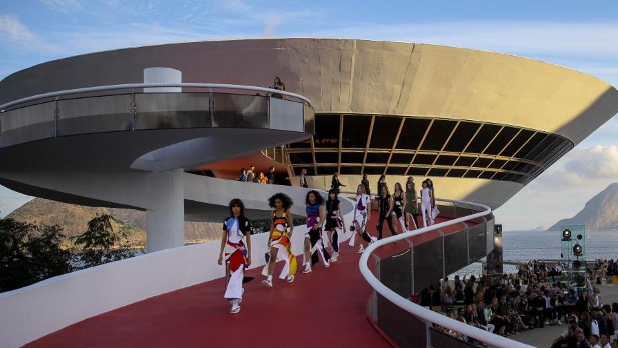 ¿Te perdiste el desfile de Louis Vuitton?