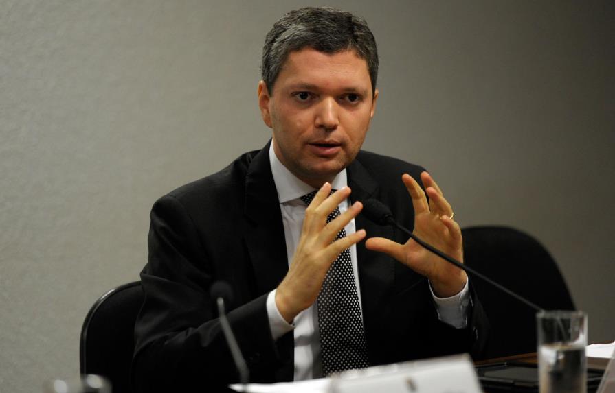 Ministro anticorrupción de Temer dimite por escándalo asociado a Petrobras