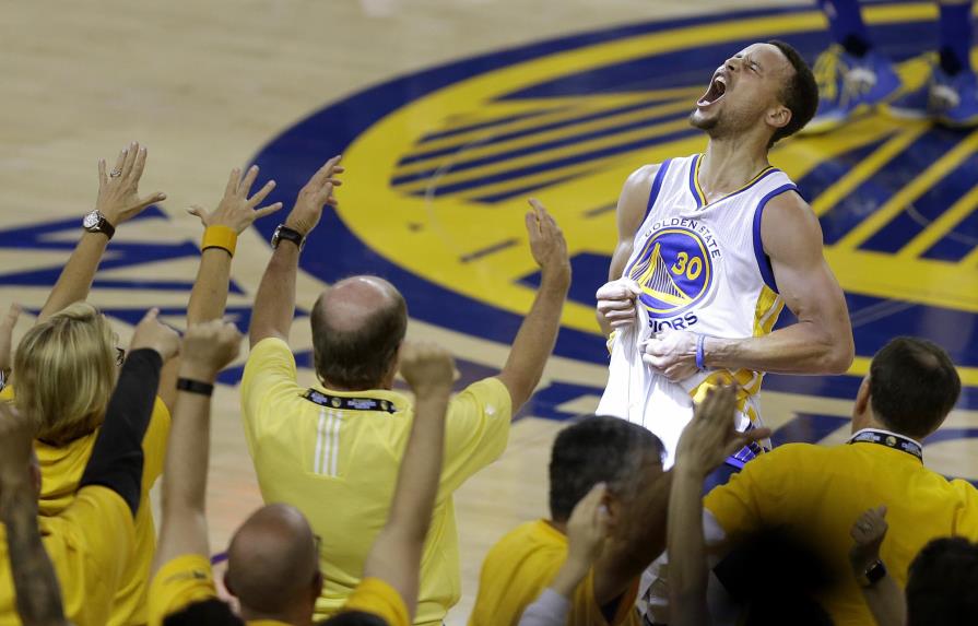 Stephen Curry y Klay Thompson dan el zarpazo y llevan a los Warriors a la final de la NBA al vencer a Oklahoma
